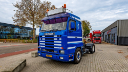 20251019-Tom-Holding-00383